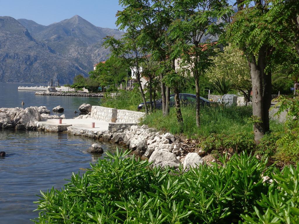 Apartments Ponta Kotor Luaran gambar